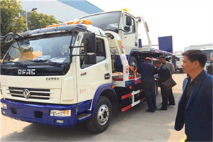 廊坊汽车道路救援拖车价格